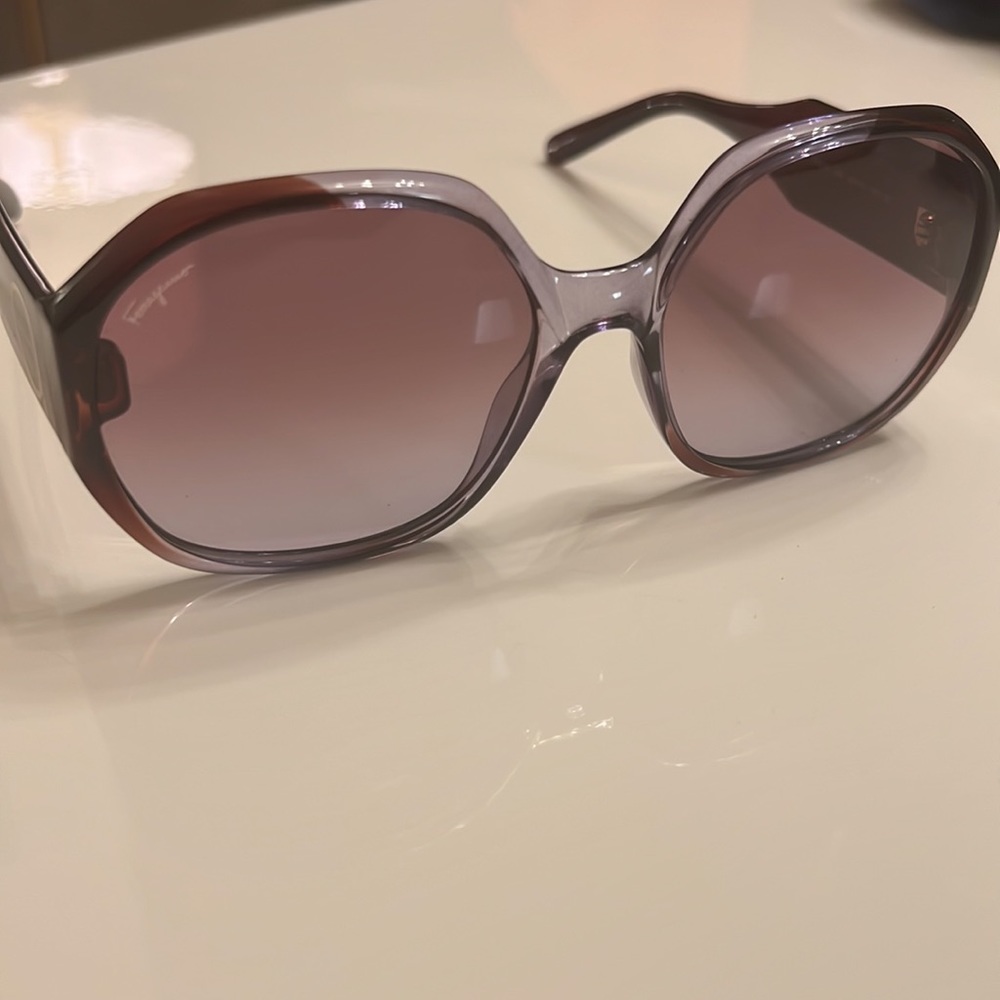 Salvatore Ferragamo™ - Picture 7 of 7